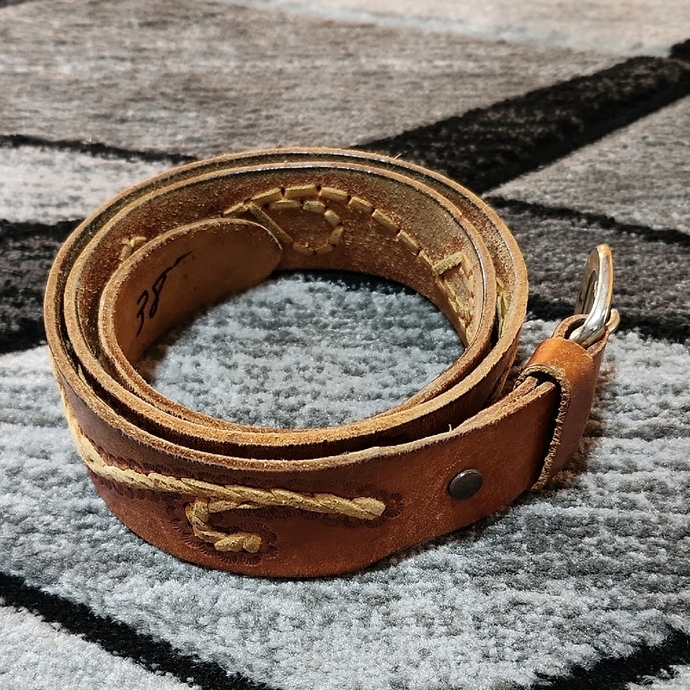 VINTAGE LEATHER HANDTOOLED BRAIDED-RASIED INLAY INTERCHANGEABLE WESTERN BELT